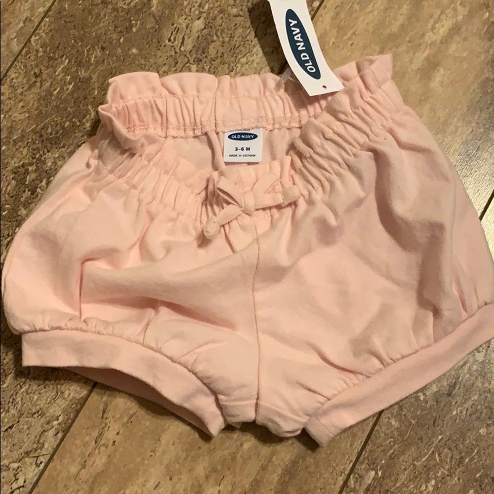 3/$15 NWT Old Navy Bubble Shorts